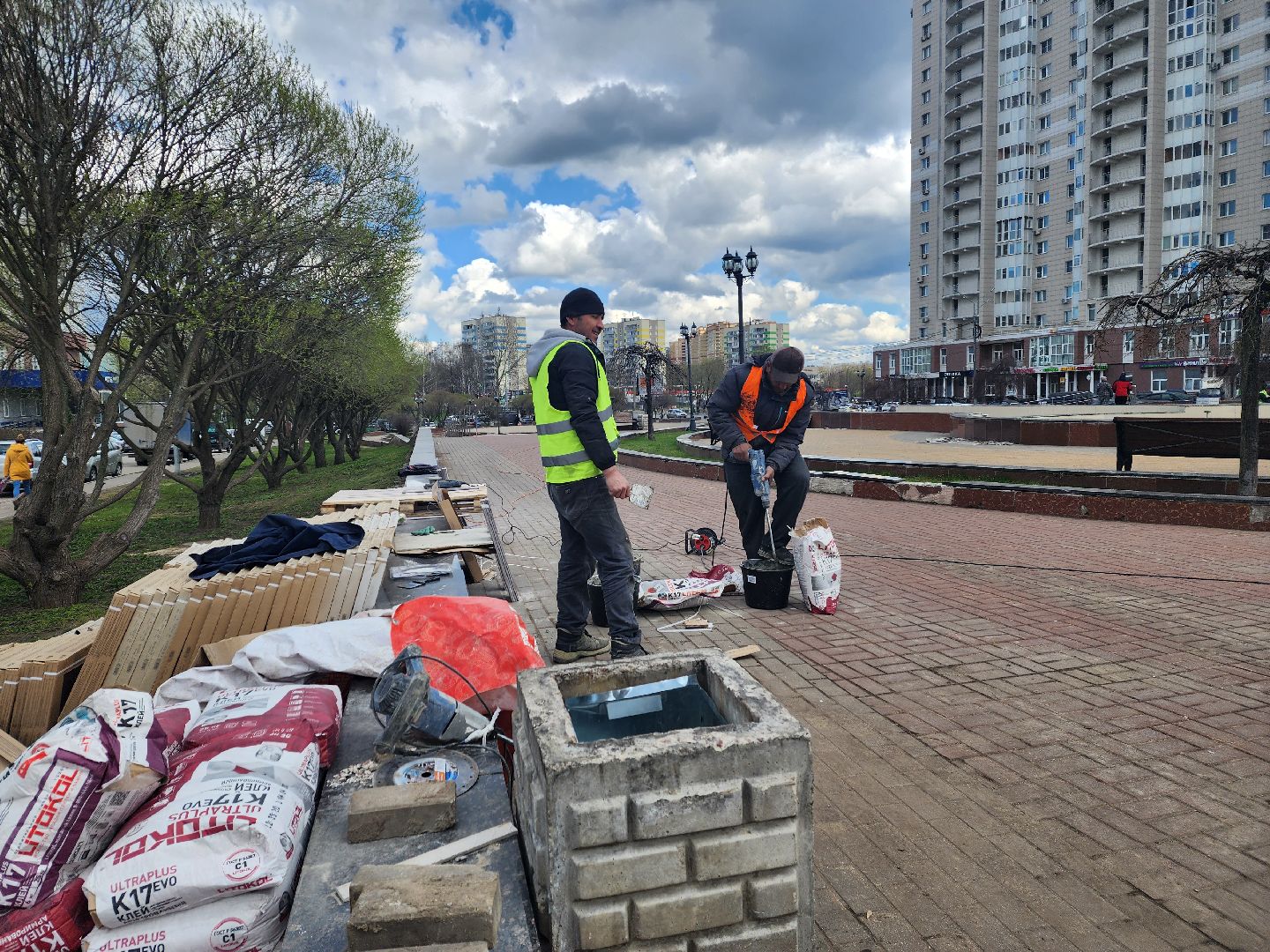 пушкино, ремонт, мемориал, плитка, восстановительные работы,