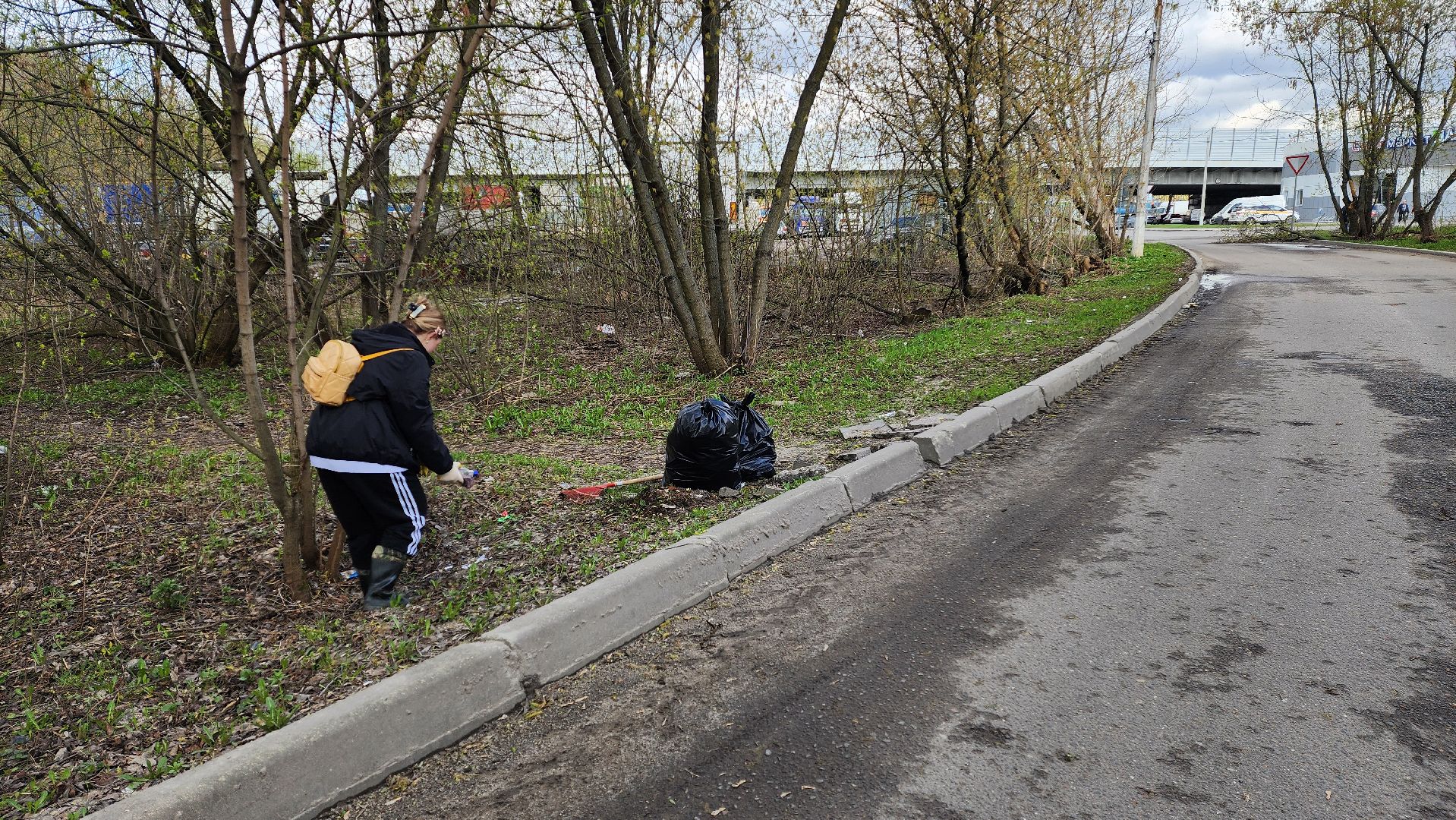 месяц чистоты и благоустройства, субботник, уборка территории,