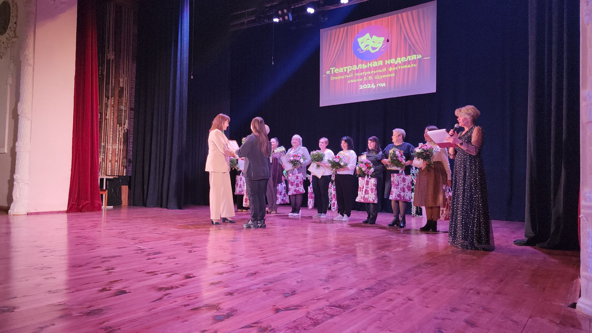 кашира, театральный фестиваль, подведение итогов, борис щукин, спектакль, кукольный спекаткль, конкурс чтецов, гран-при,