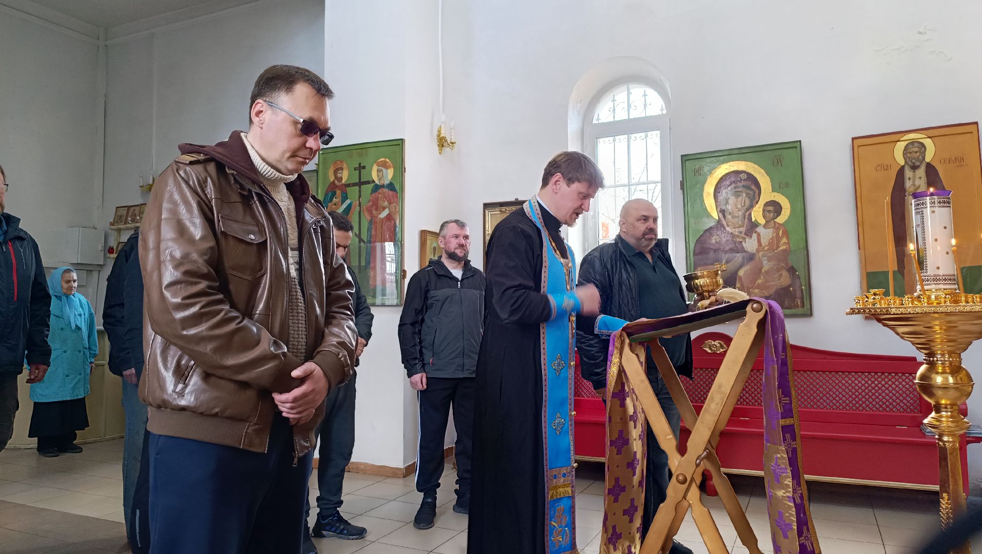 гуманитарная помощь, сво, лобня, машина,