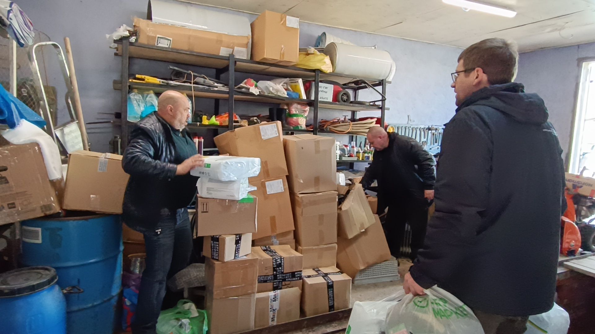 гуманитарная помощь, сво, лобня, машина,