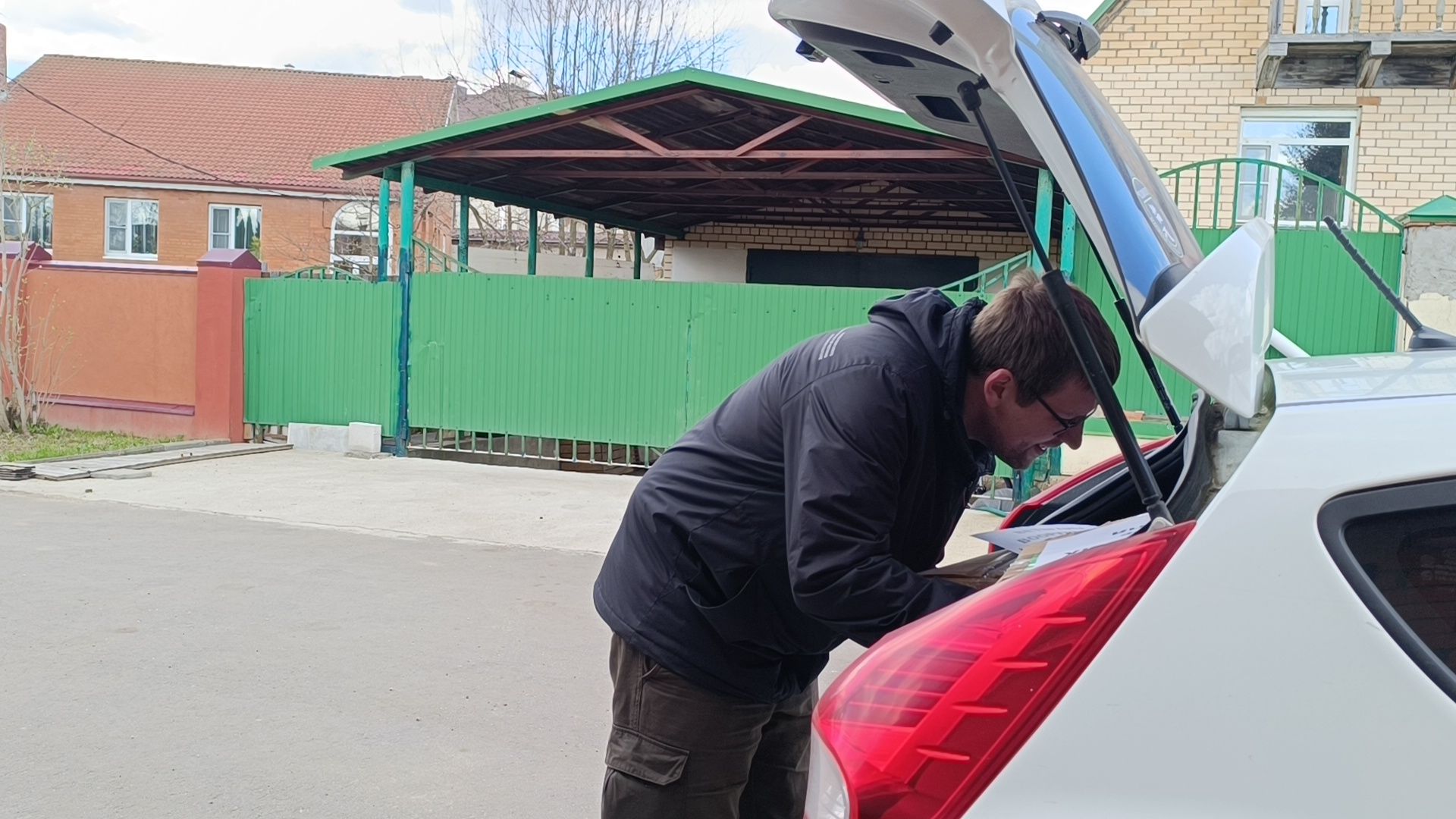 гуманитарная помощь, сво, лобня, машина,