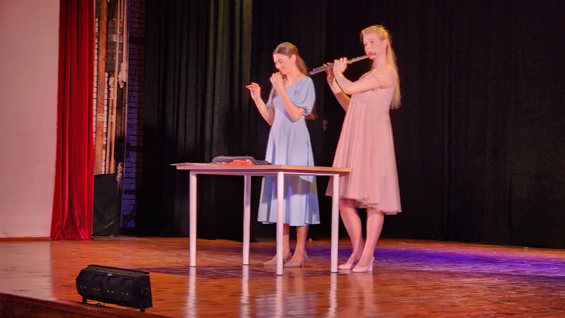 кашира, дк им ленина, борис щукин, театральный институт им щукина, актеры, студенты, класс концерт, этюд, ритмика,