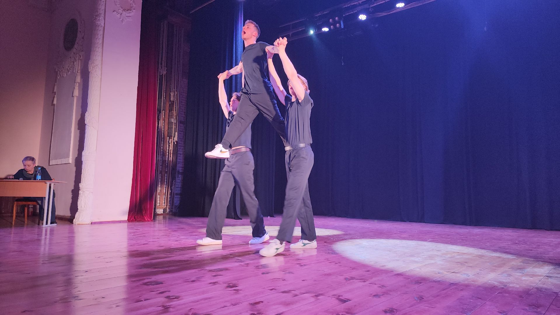 кашира, дк им ленина, борис щукин, театральный институт им щукина, актеры, студенты, класс концерт, этюд, ритмика,