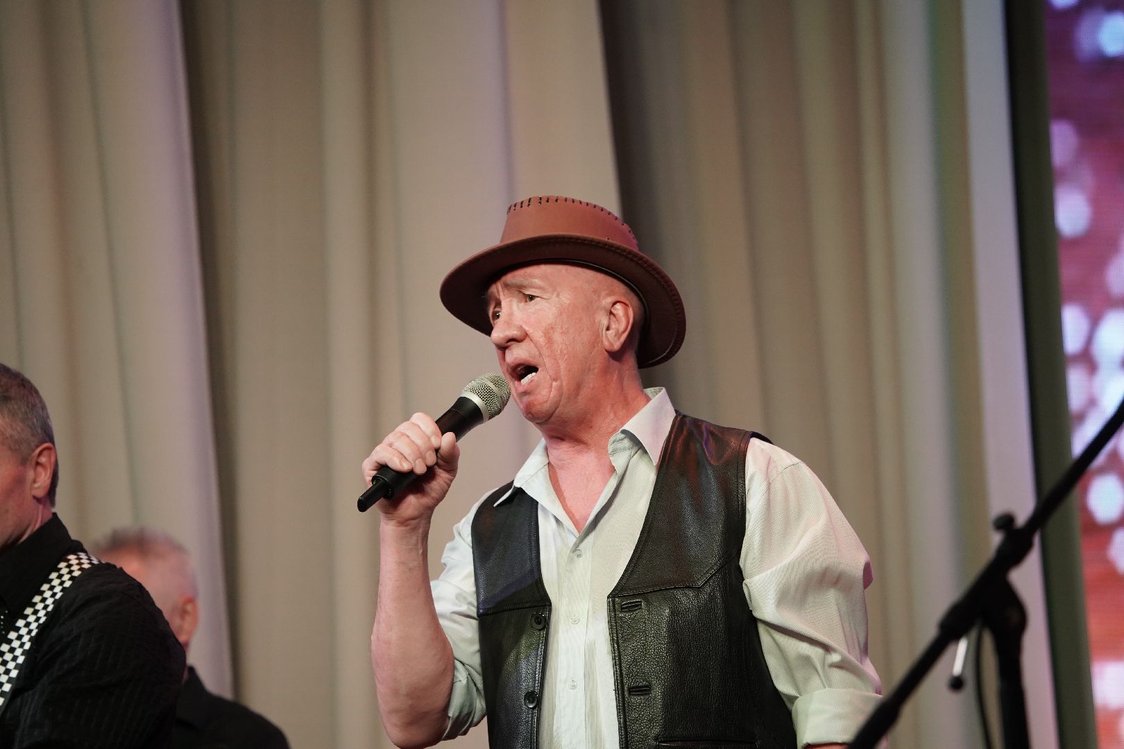 Крестов брод, кавер группа, ВИА, Рошаль, юбилейный концерт, 20 лет на сцене, Большая Шатура ДК Косякова,