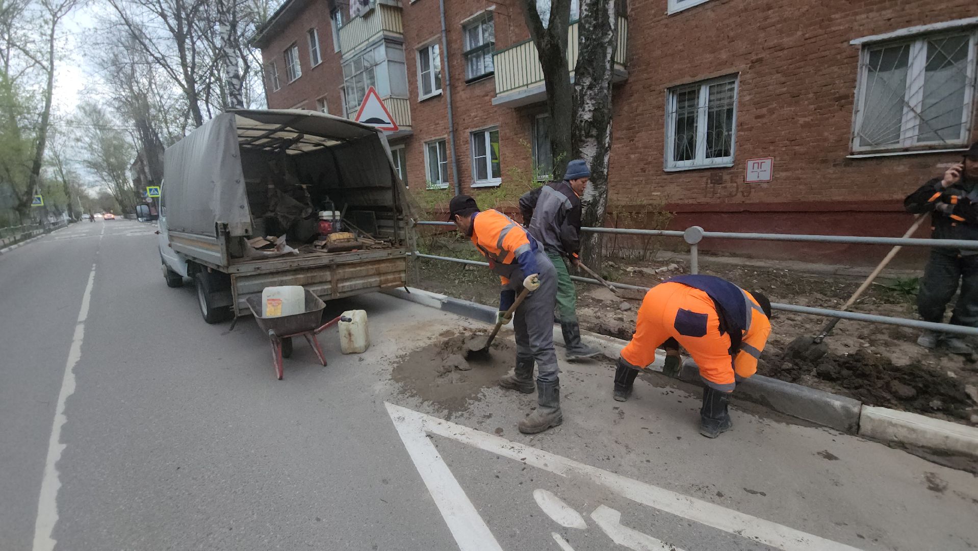 долгопрудный, ремонт дорог, ямочный ремонт,