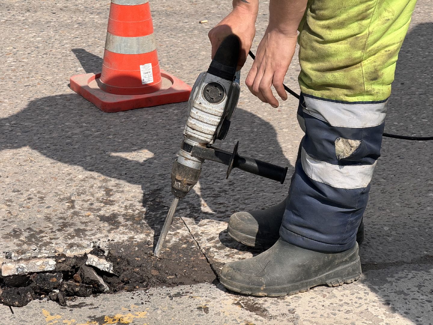 шаховская, ямочный ремонт, ямы, комунальная техника,