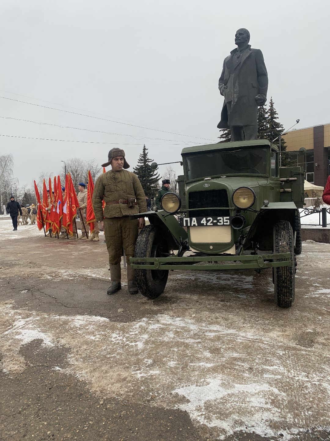 Краснознаменск, общество