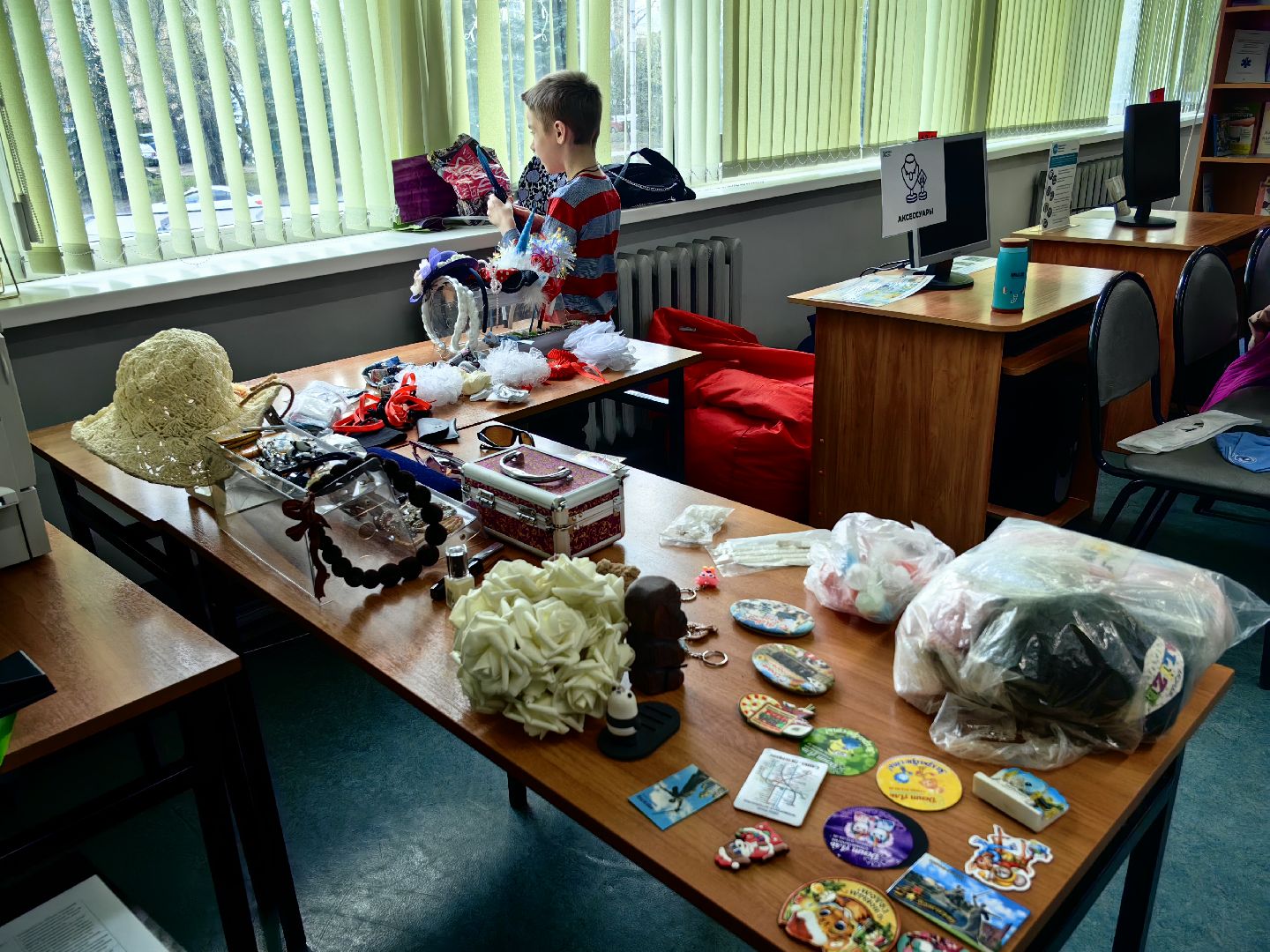 своп, обмен вещами, обмен книгами, экология,