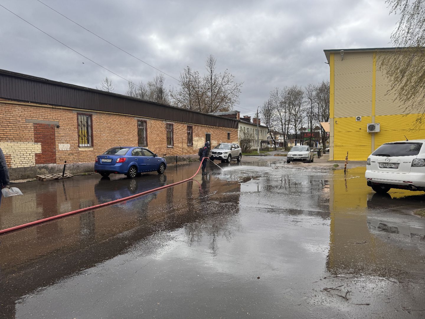 шаховская, коммунальная техника, уборка дворов,