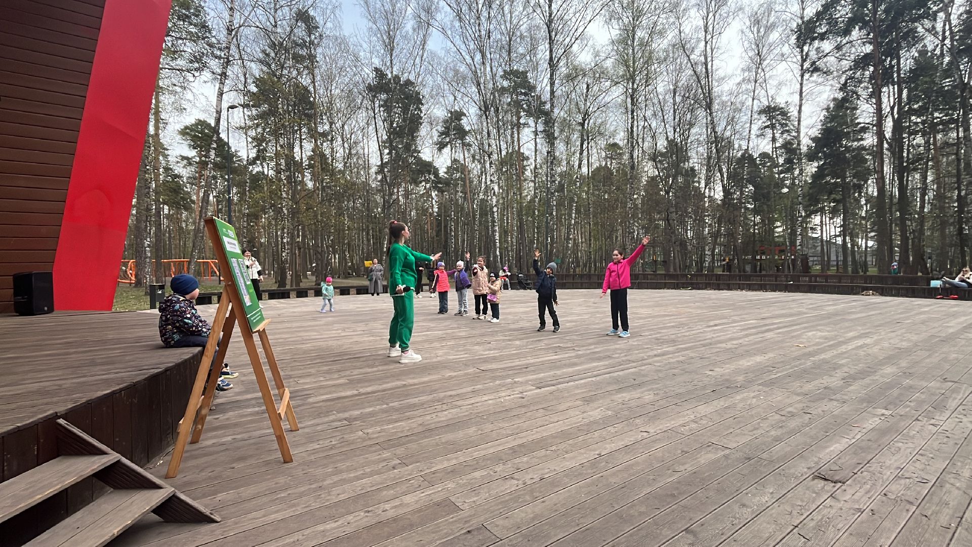 танцы, танцевальная разминка, дети, парк пехорка,