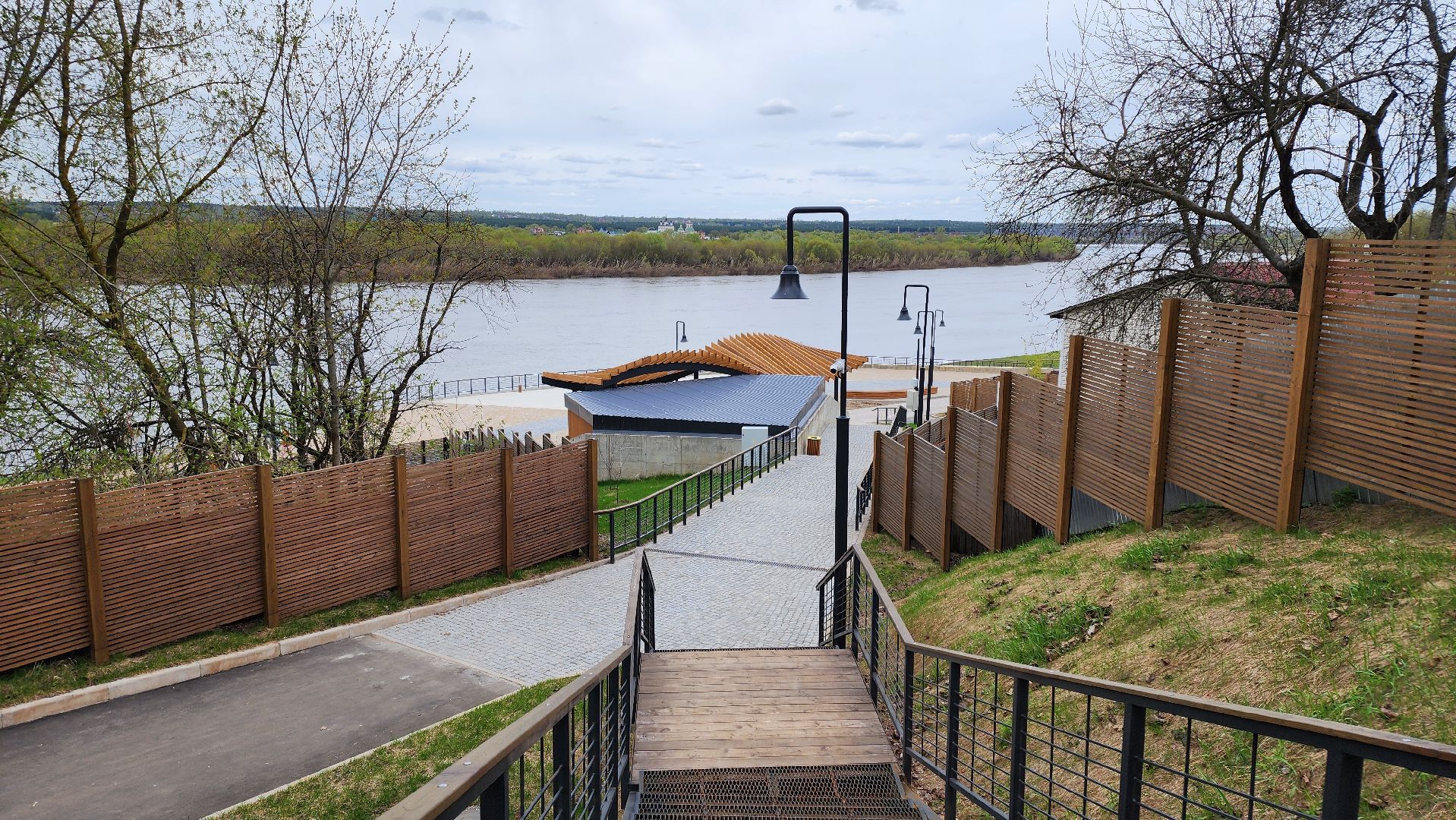 кашира, еддс, ока, паводок, водно-спасательная станция, набережная, уровень воды,