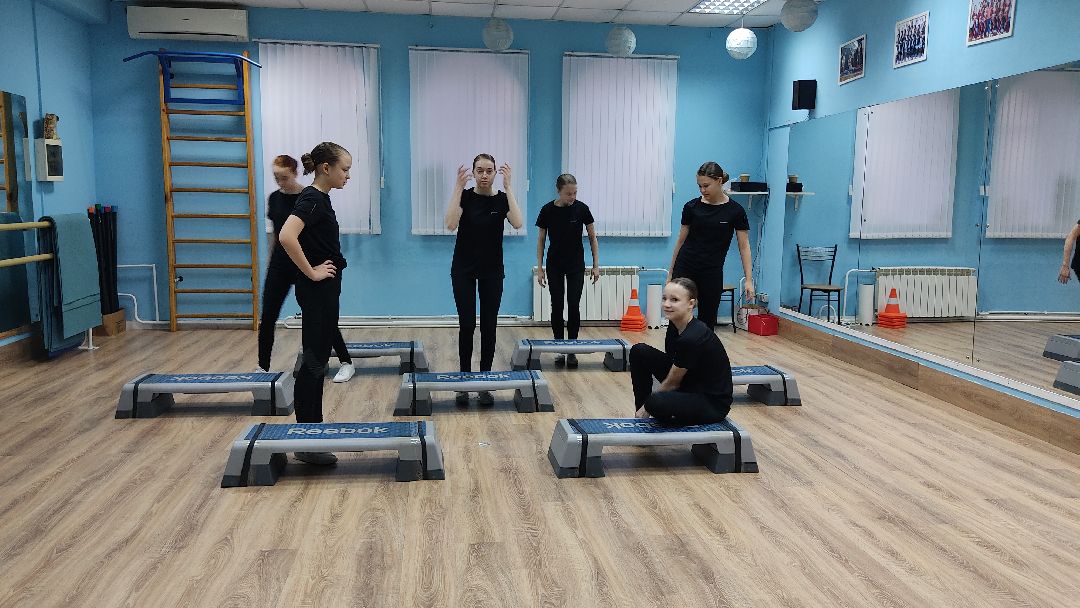 Лобня, спорт