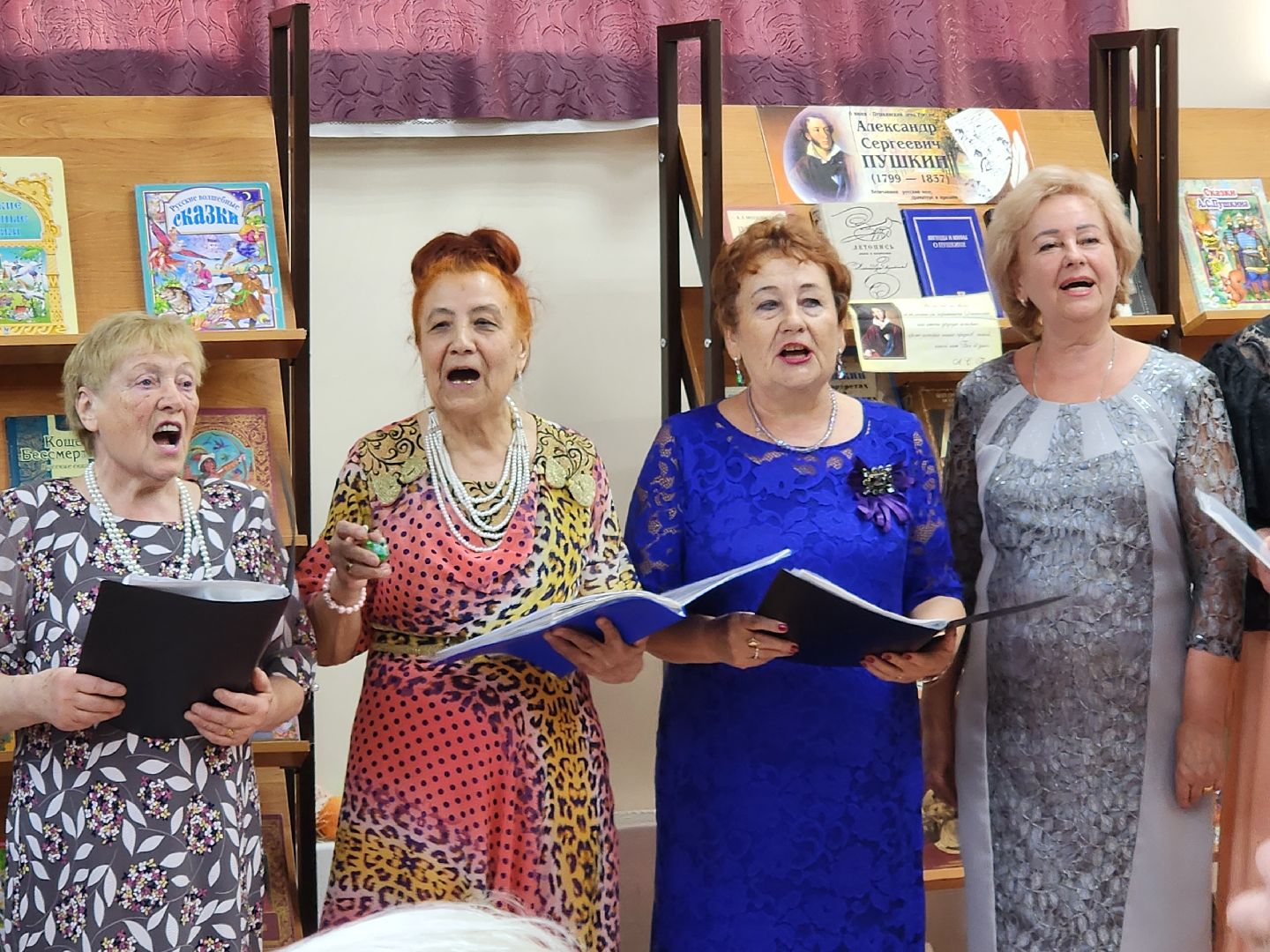 ногинск, активное долголетие, общество, центральная библиотека, концерт,