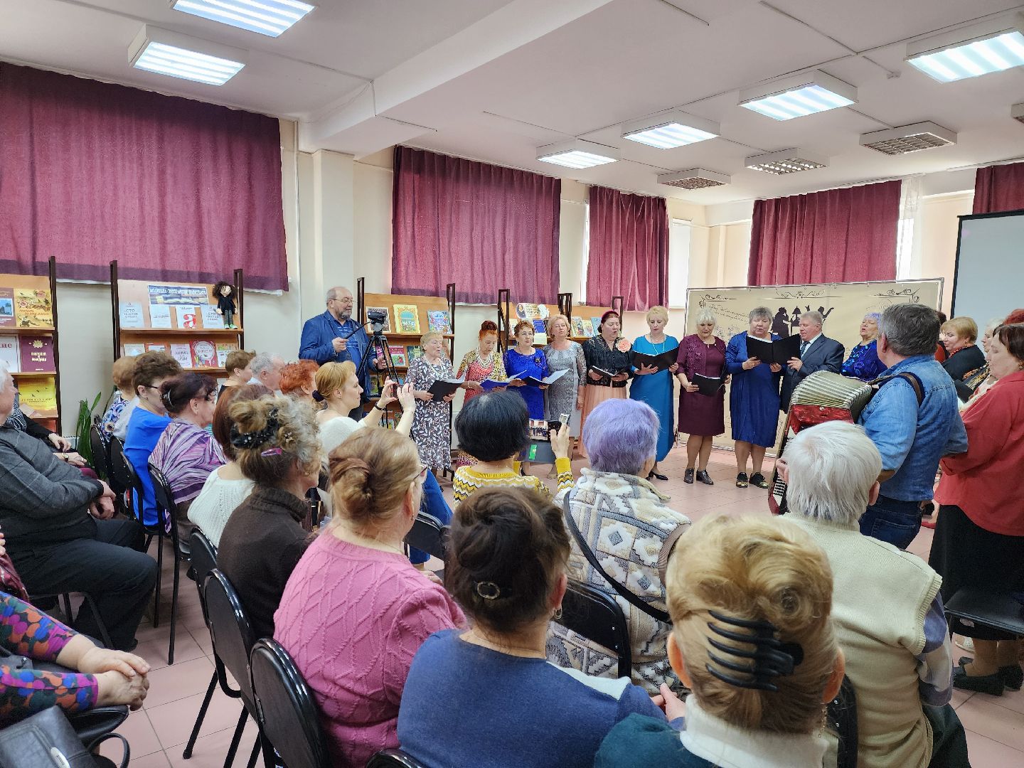 ногинск, активное долголетие, общество, центральная библиотека, концерт,