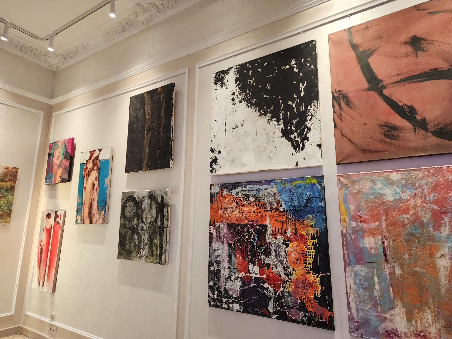 Выставка, ДК мир, Дубна, Без рамок, Илья Козин, Дмитрий Коротков,