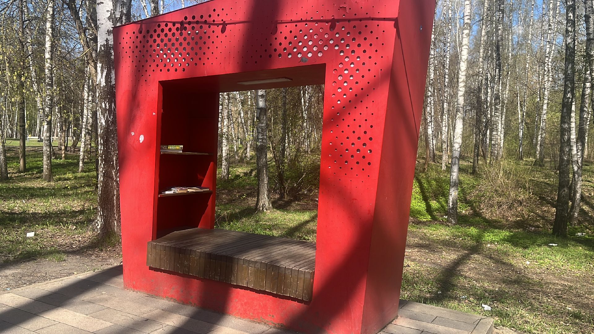 книги, буккроссинг, точка буккроссинга, чтение, чтение книг,