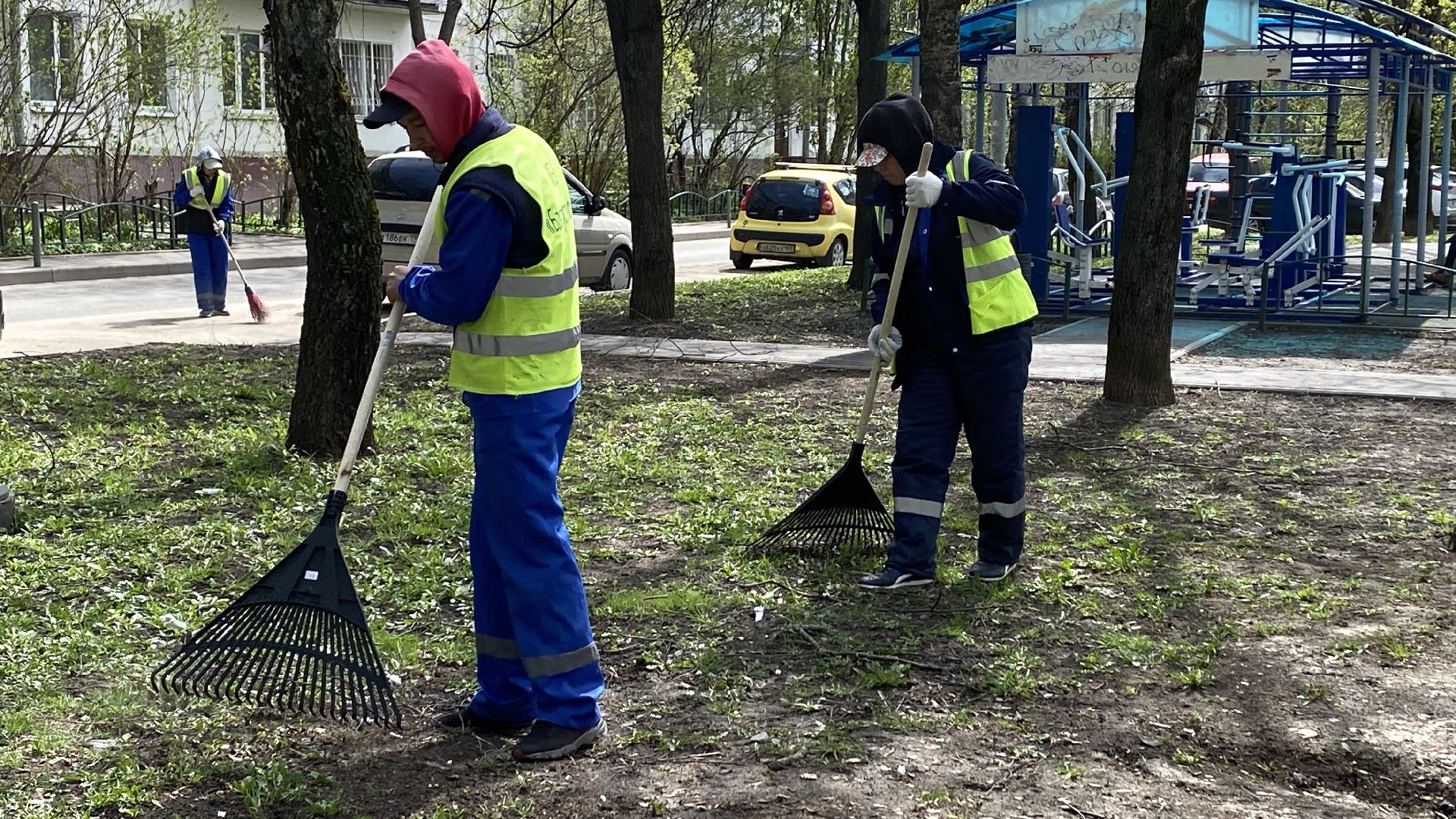 уборка города, мбу благоустройство, месяц чистоты и благоустройства,уборка дворов, видное,