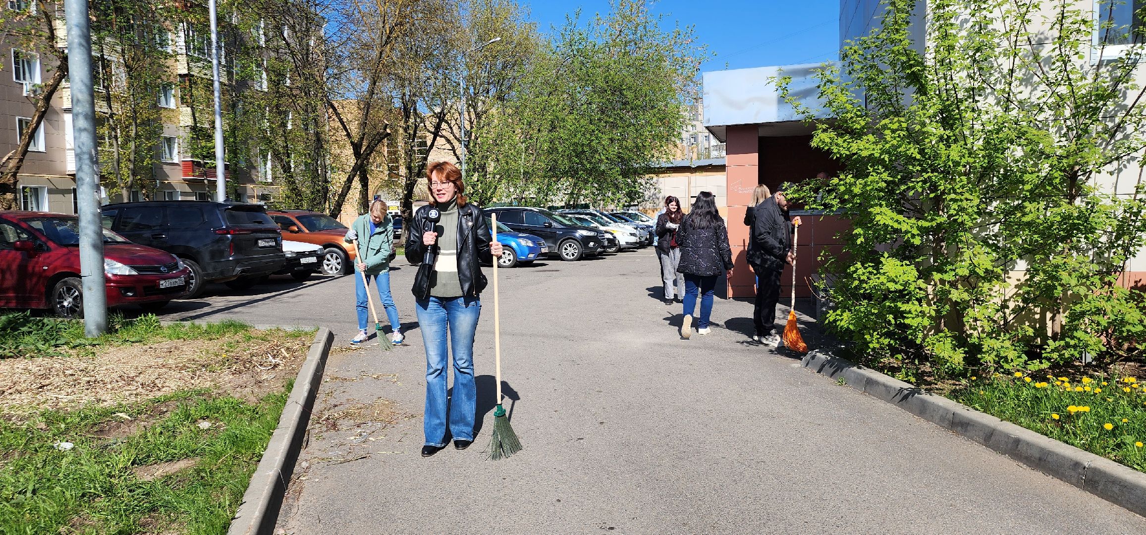 журналисты Домодедова, субботник, весенняя уборка улиц,
