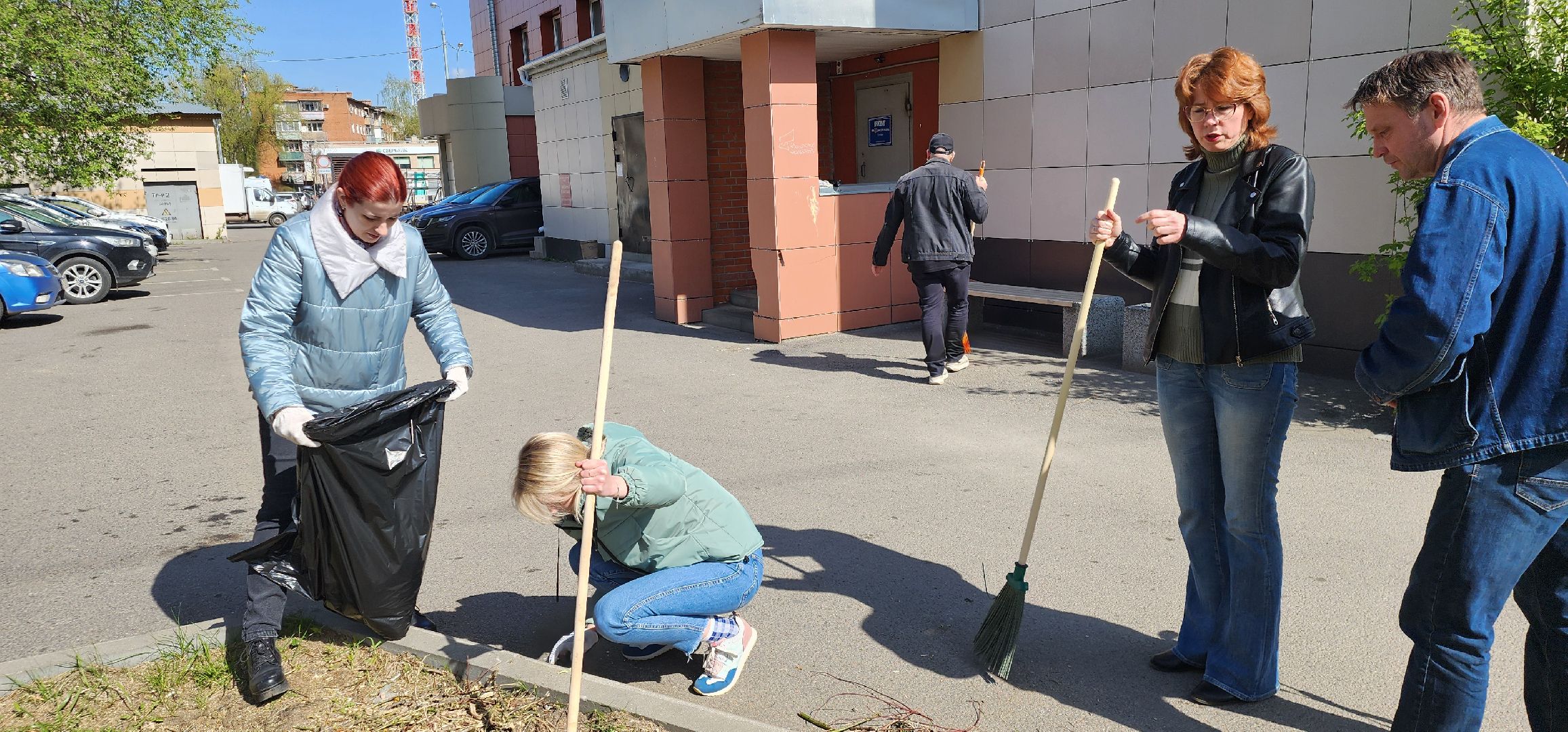 журналисты Домодедова, субботник, весенняя уборка улиц,