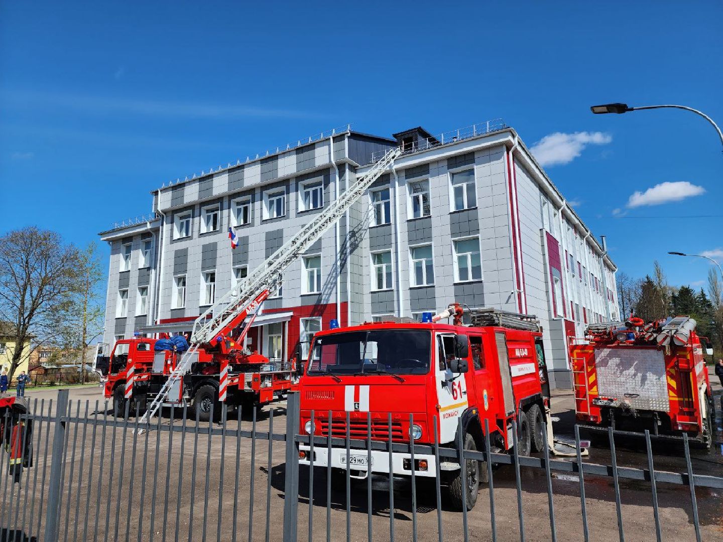 можайск, можайский городской округ, подмосковье, чп, школа, задымление, пожарные расчеты, глава округа,