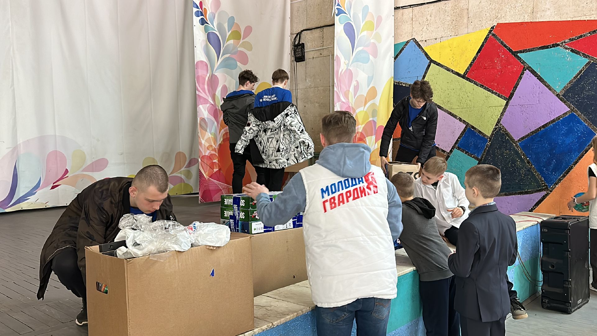 Клин, общество, волонтеры, помощь,