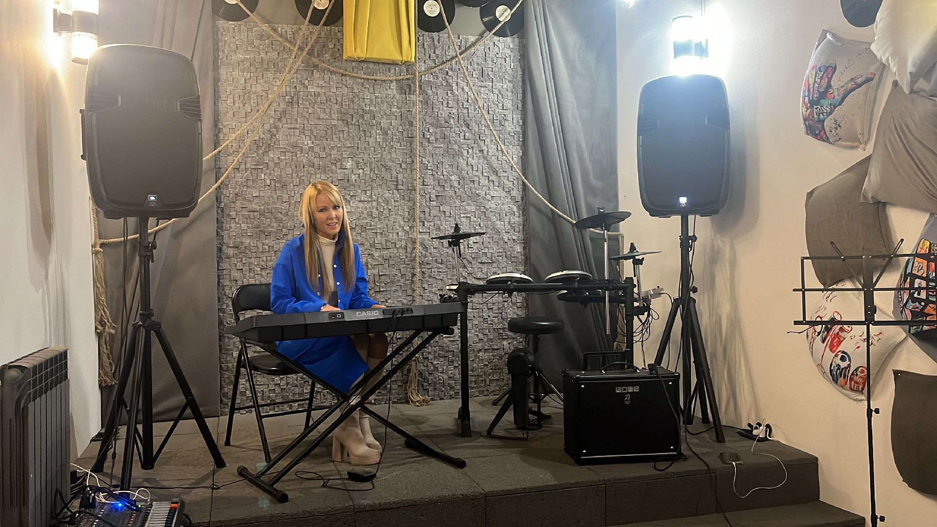 певица, пение, вокал, железнодорожный, станция железнодорожная, балашиха,