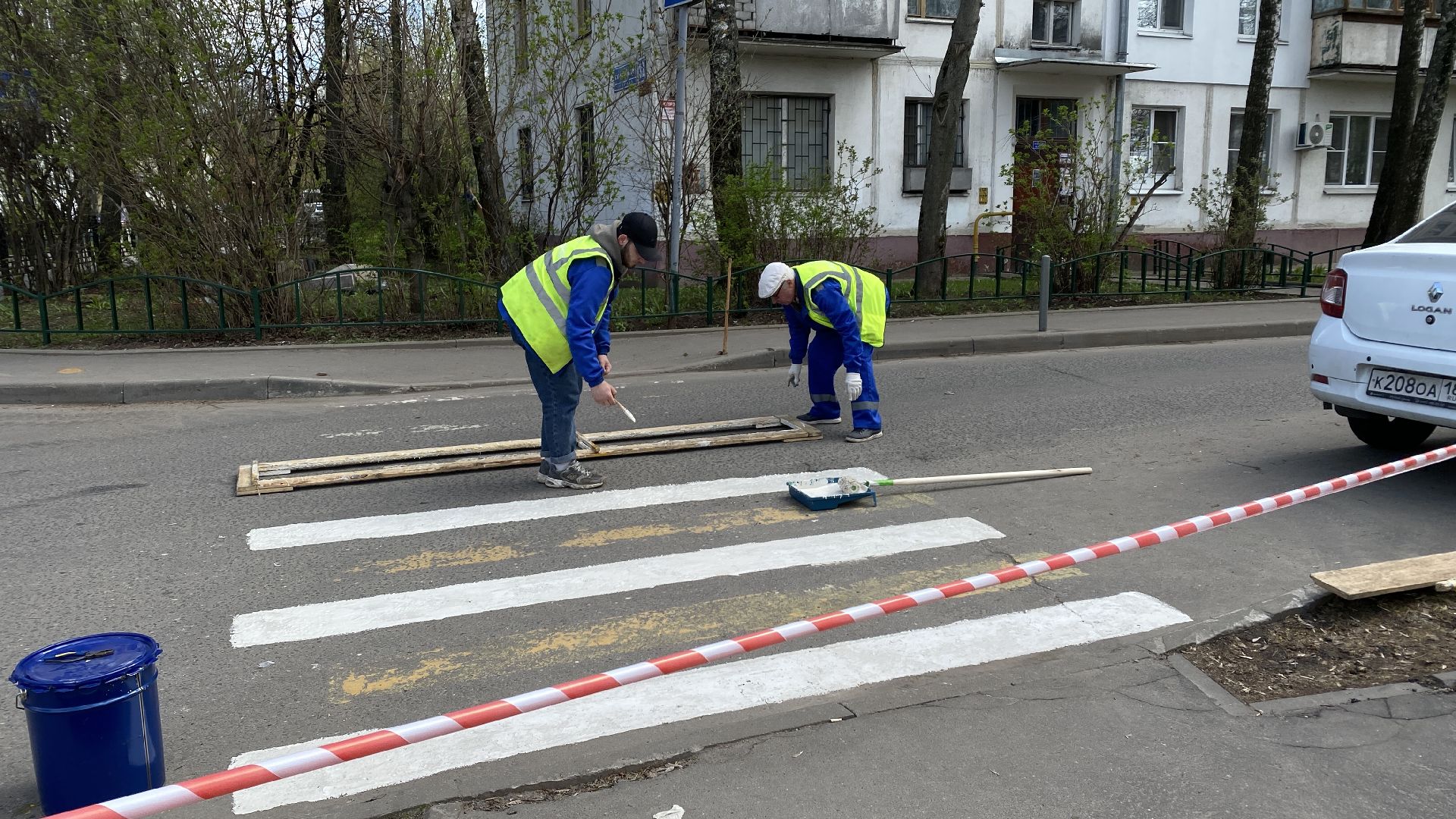 обновление дорожной разметки, дорожная разметка, пешеходные переходы, покраска пешеходных переходов, мбу благоустройство и дорожное хозяйство,