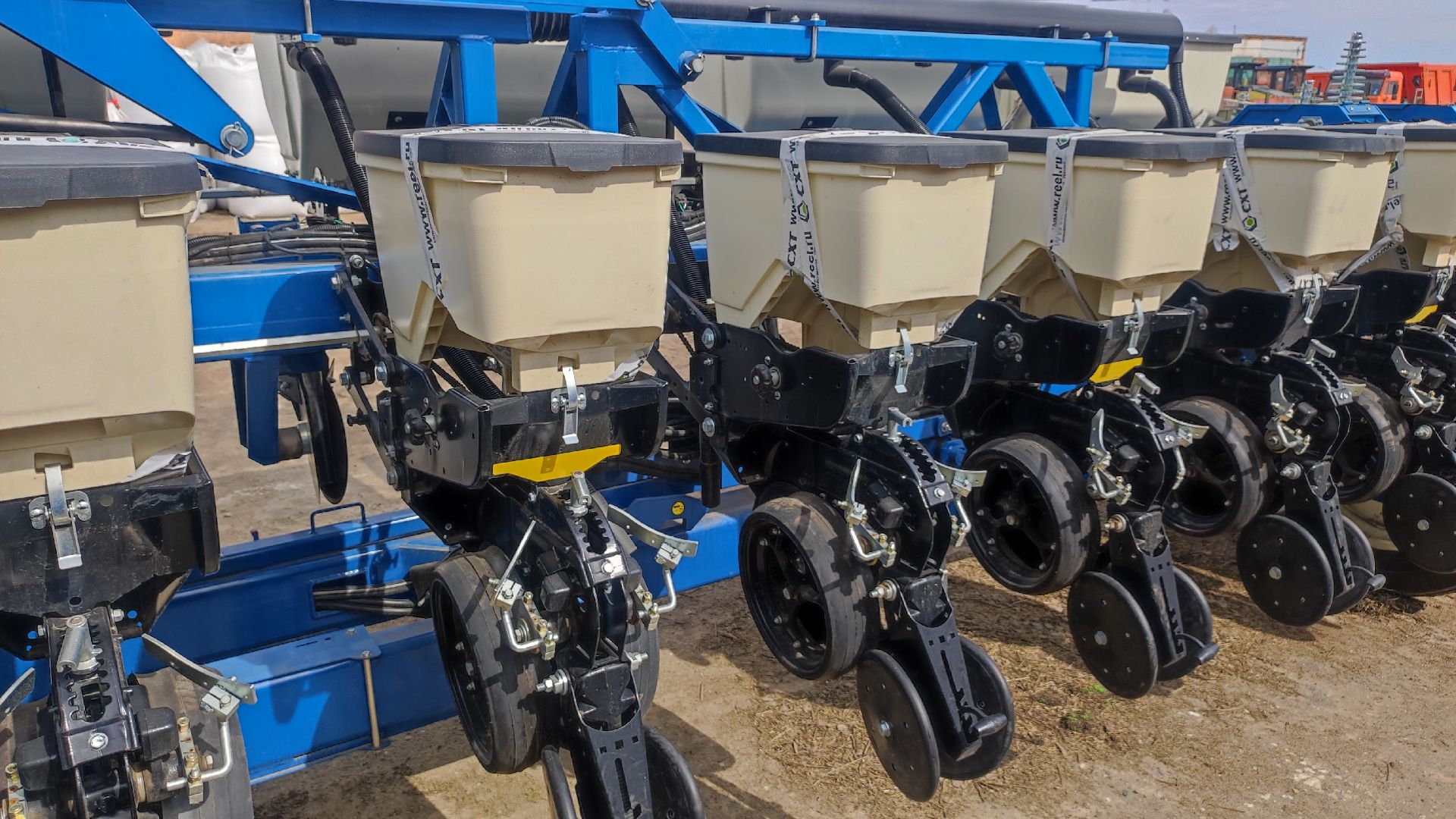 волоколамск, трактор, комбайн, сельхозтехника, урожай 2024, молоко,