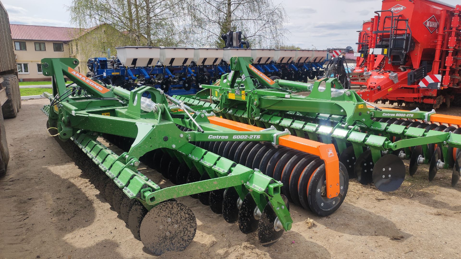 волоколамск, трактор, комбайн, сельхозтехника, урожай 2024, молоко,