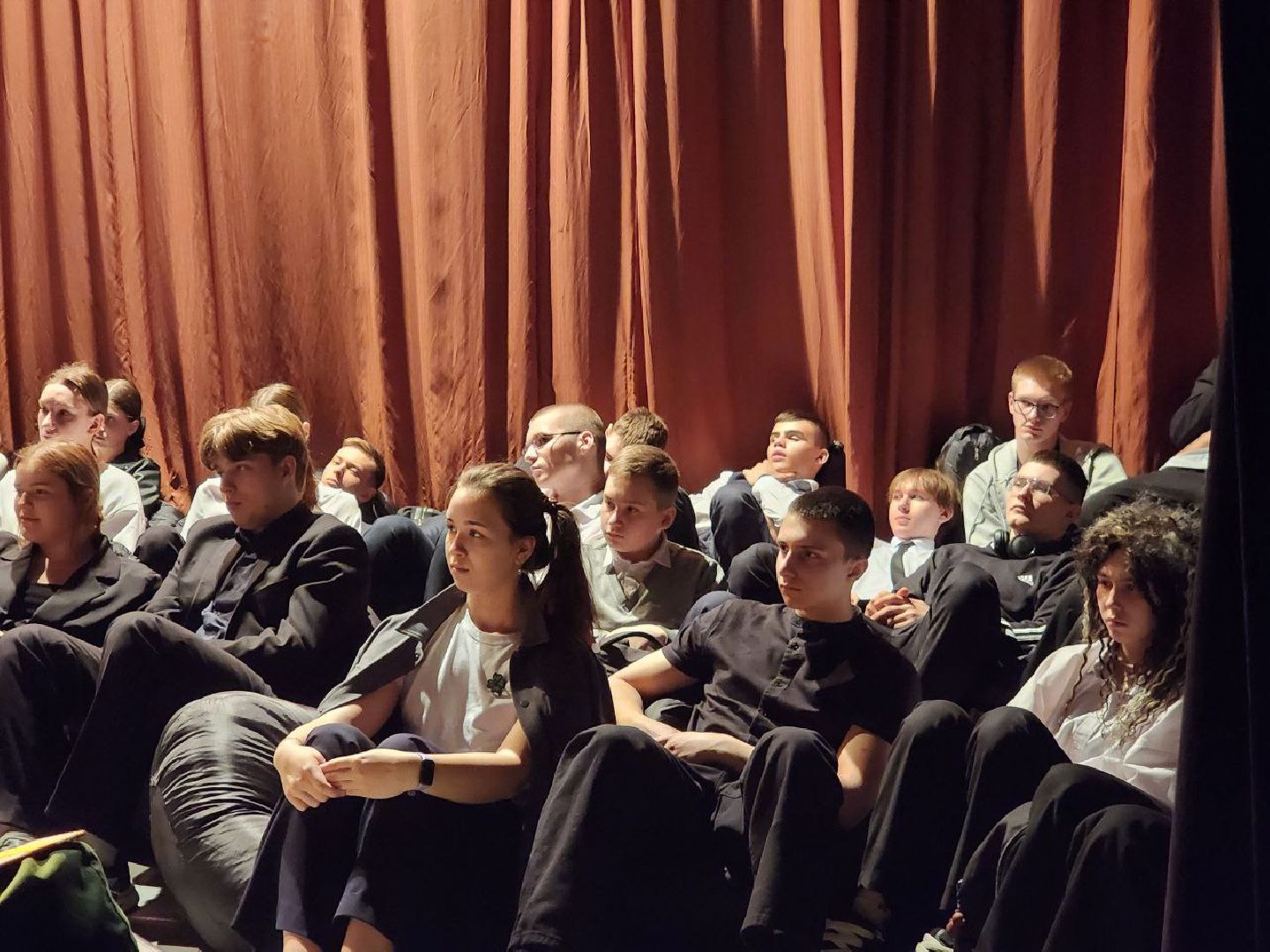 можайск, можайский городской округ, подмосковье, за закрытым занавесом, диалоги с героями, ветераны боевых действий молодежь, общество, боевой путь, истории,