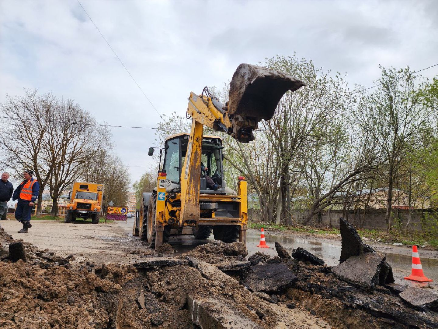 можайск, можайский городской округ, подмосковье, аварийная бригада, фплк, жкх, порыв, сети холодного водоснабжения, авария, ликвидация аварии,