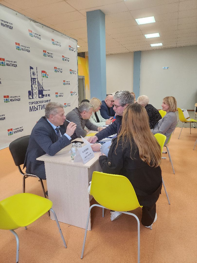 Дольщики,выездная администрация,