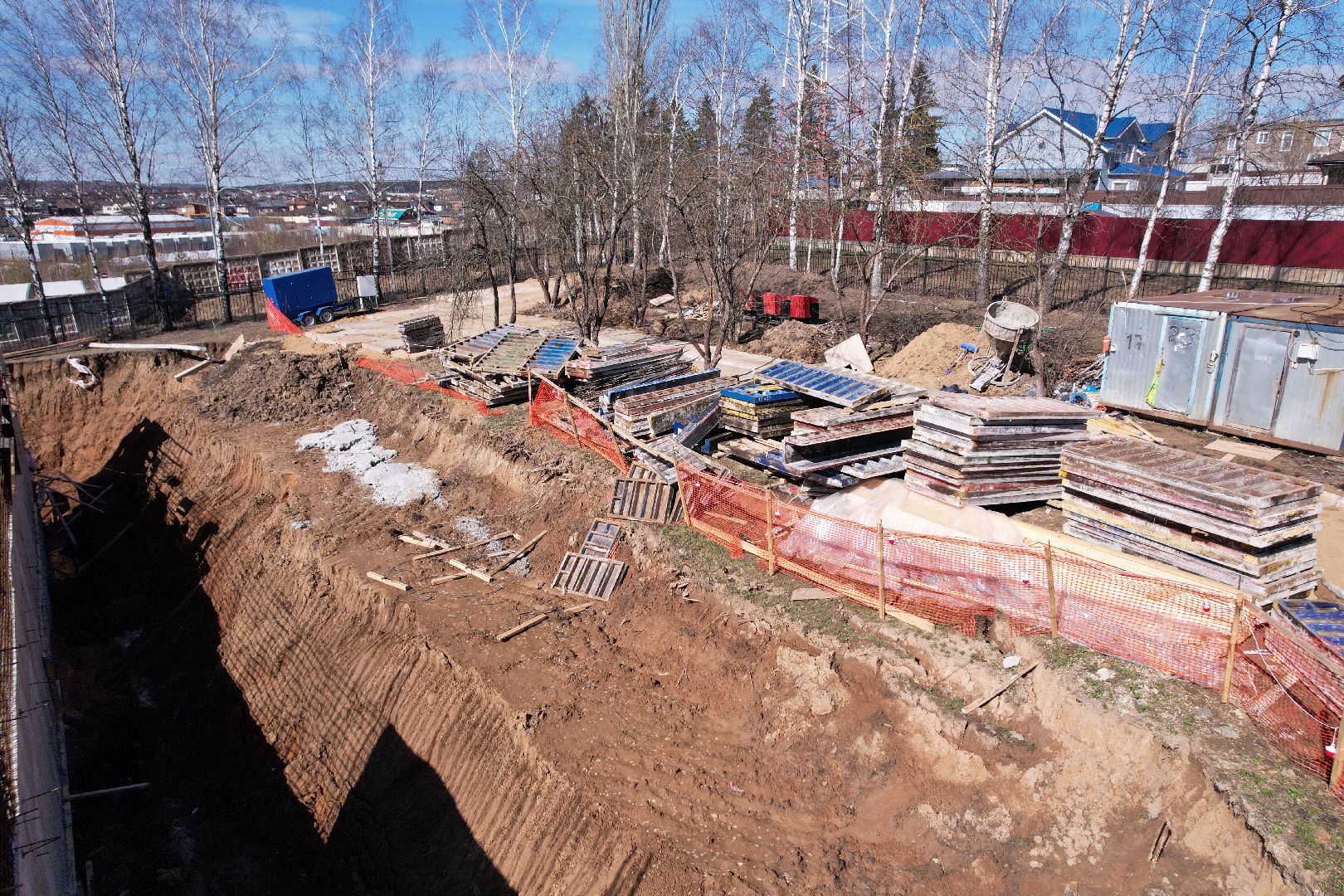 видео с коптера, школа, истра, пристройка,