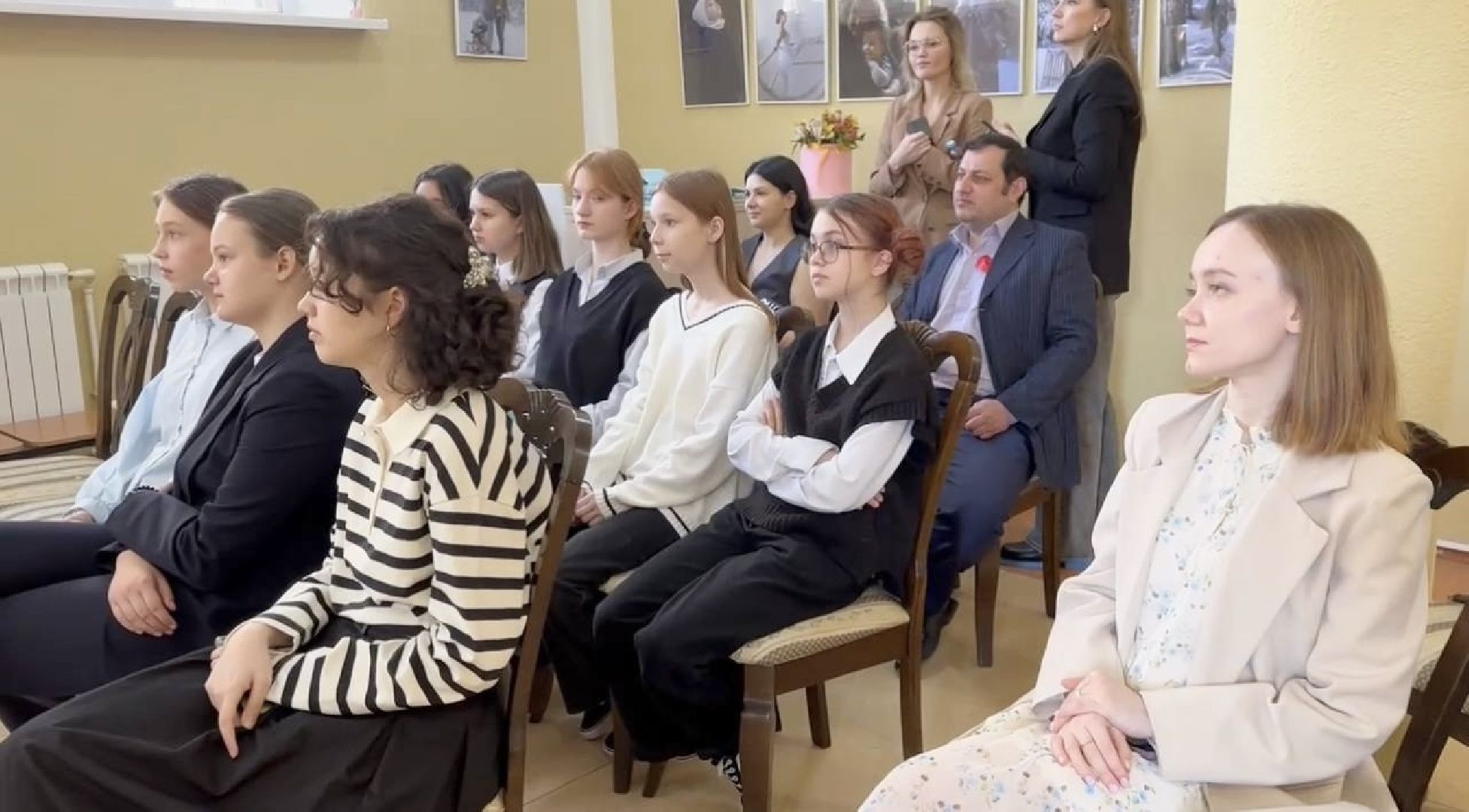 Домодедово, Подмосковье, Культура, Библиотека, Фотовыставка, Художник, Фотография, Год семьи,