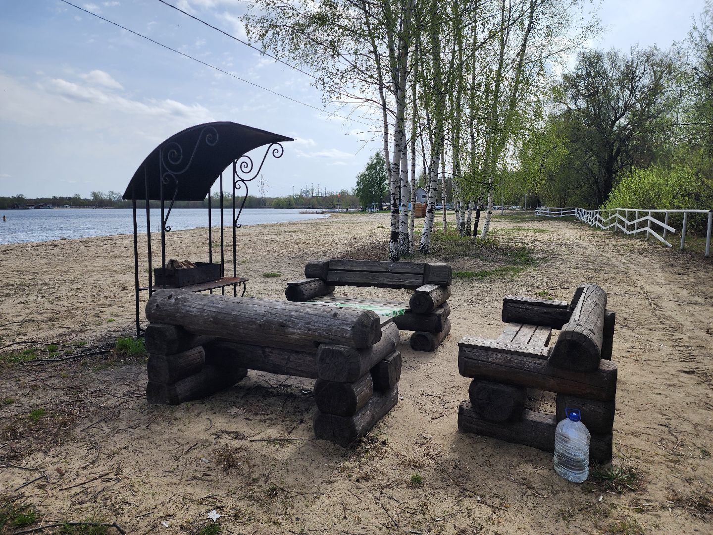 мангалы шашлыки, шатура, зона отдыха, природа, озеро, отдых на природе, отдых в подмосковье,