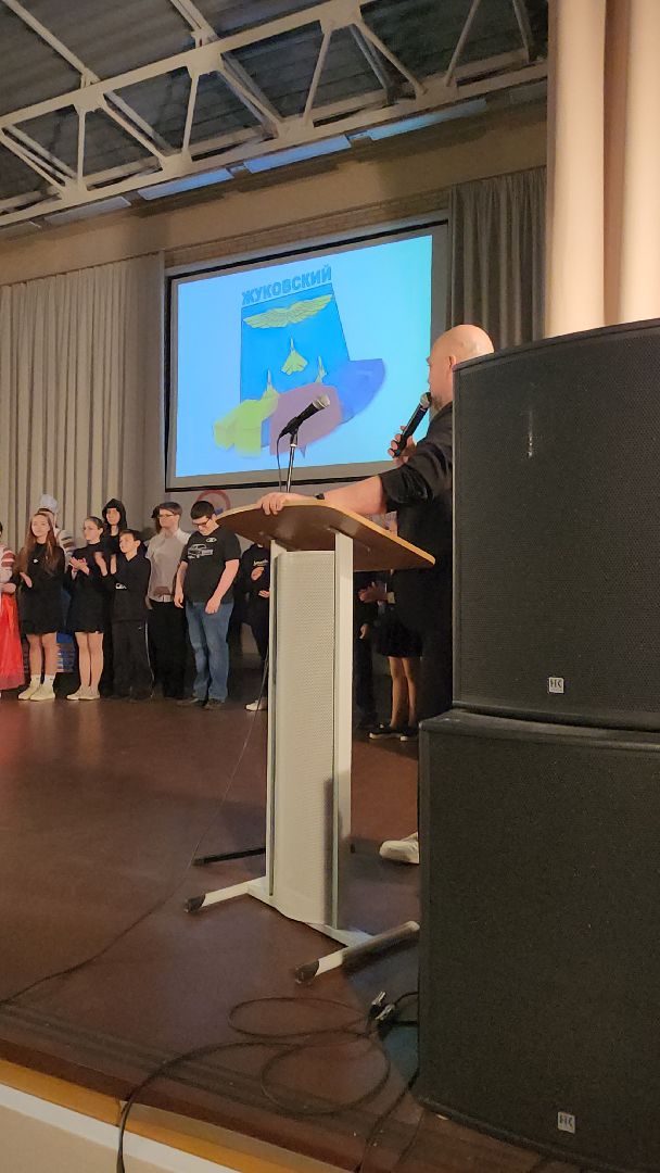 фестиваль, КВН, Виталий Лебедев, Дмитрий Володин, Сергей Рязанов, школа 15, МЦ Дружба, Смехотворцы,