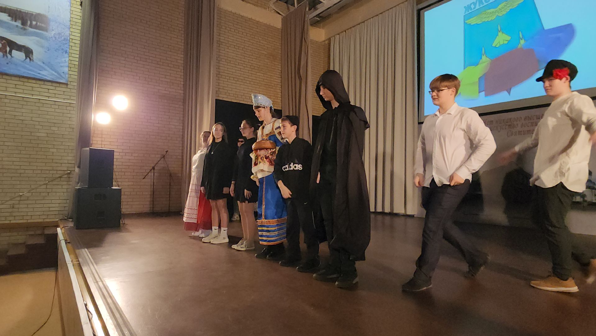 фестиваль, КВН, Виталий Лебедев, Дмитрий Володин, Сергей Рязанов, школа 15, МЦ Дружба, Смехотворцы,