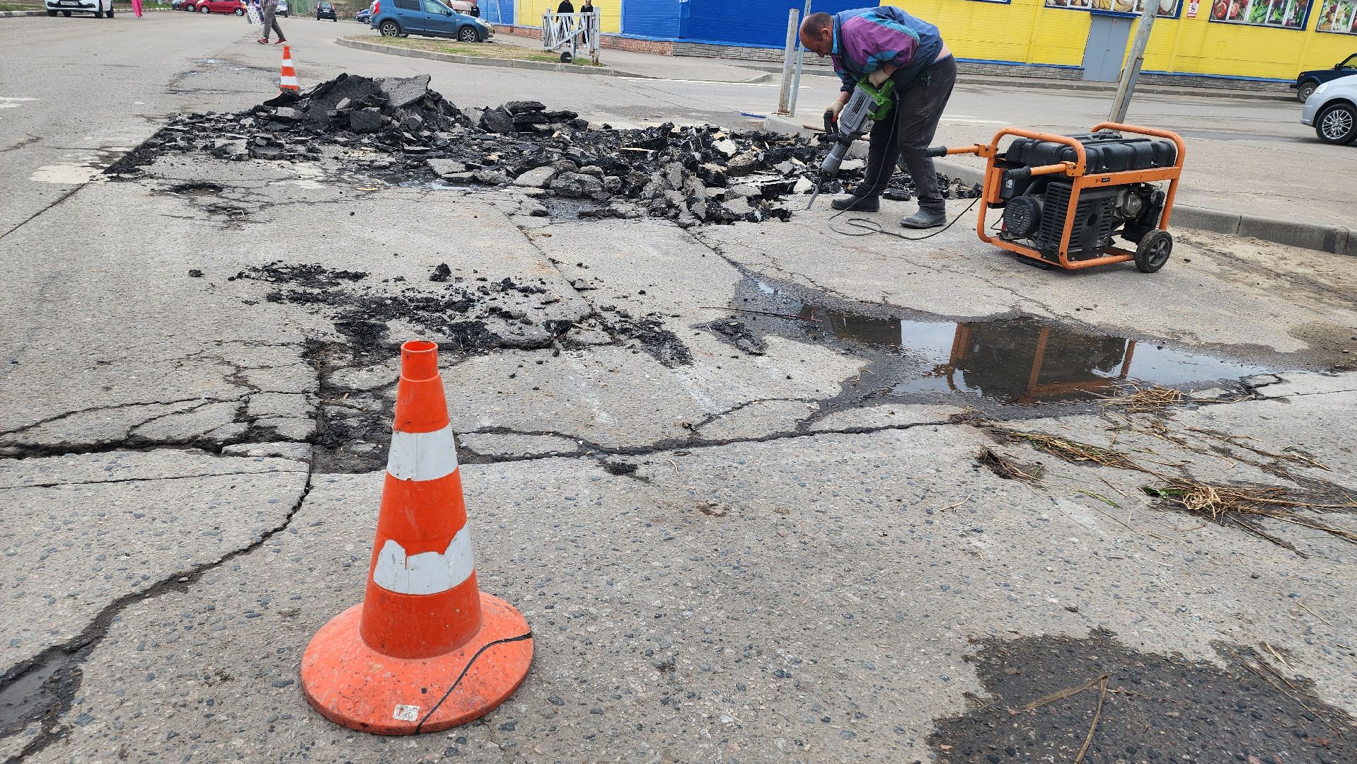 кашира, улица вахрушева, ямочный ремонт, ремонт дорог, асфальт, асфальтовое покрытие,