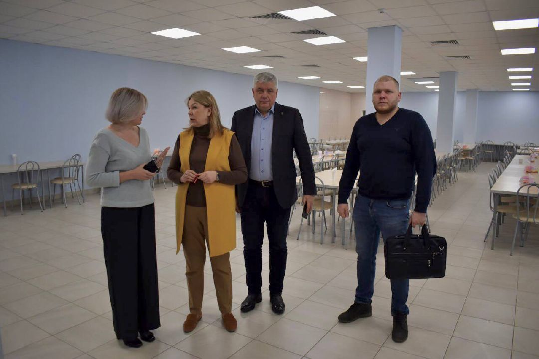 Балашиха, горячее питание, школы, депутаты, Московская областная дума, Тарас Ефимов