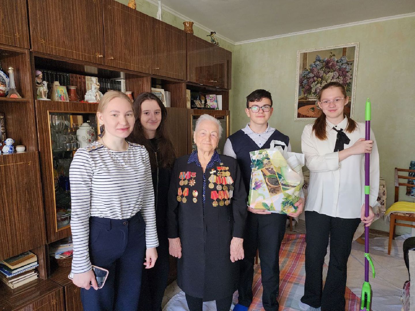 чехов, общество, день добрых дел, ветеран, помощь, школьники,