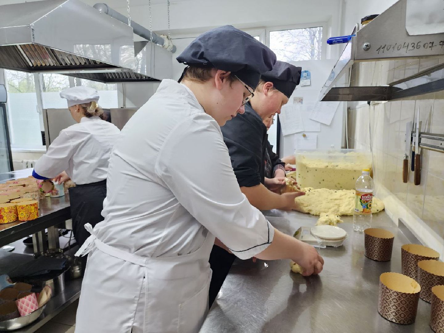 можайск, можайский городской округ, подмосковье, куличи, день добрых дел, студенты, можайский техникум, куличи для военнослужащих, сво, спецоперация, акции,