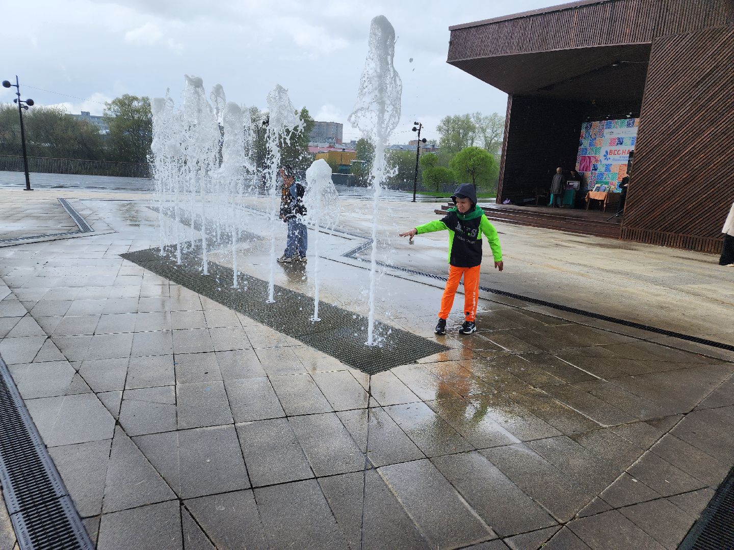 Сезон фонтанов, орехово-зуевский округ,