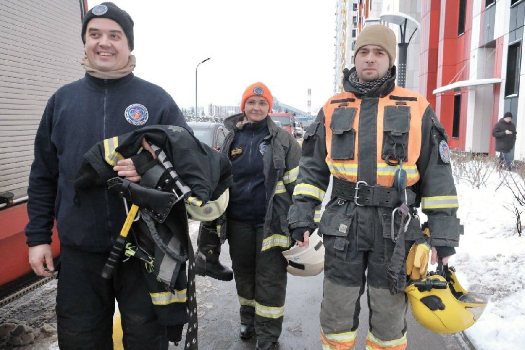 Врач, пожарные