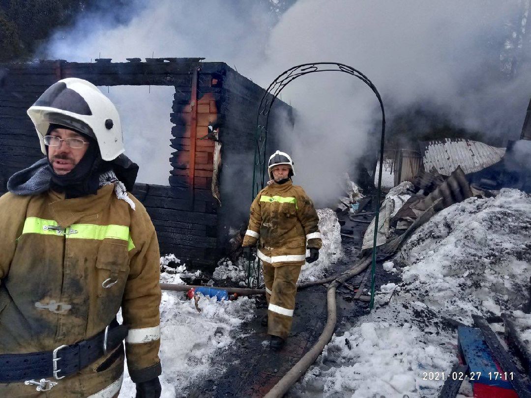 Врач, пожарные