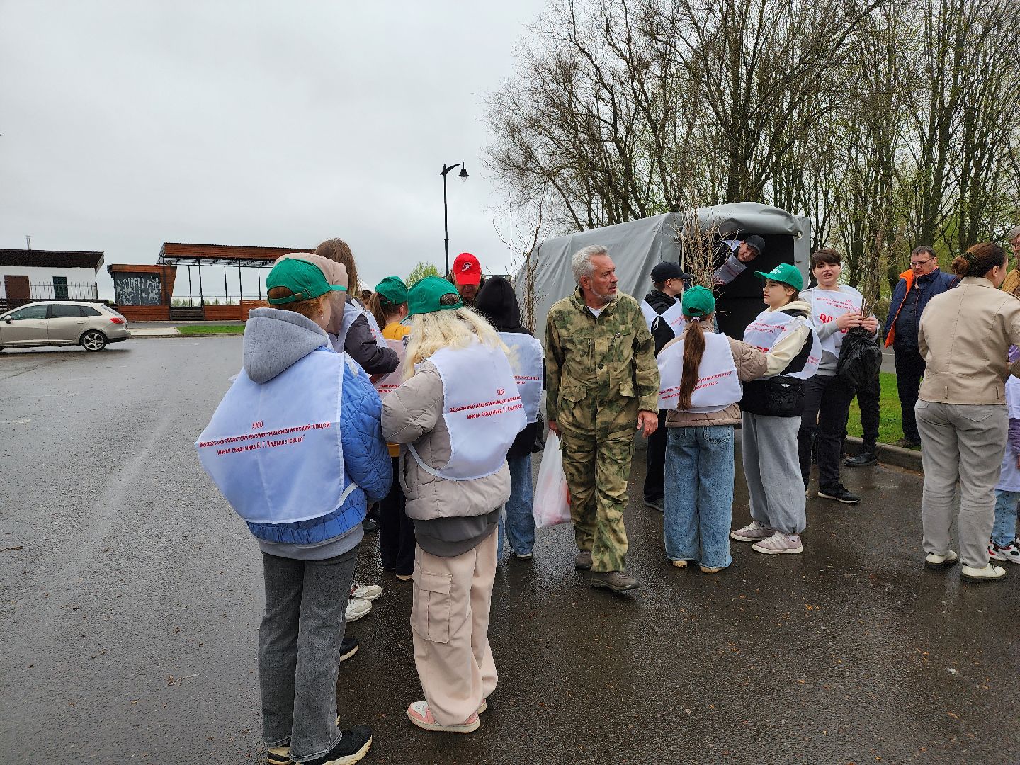 Дубна, всероссийский субботник, Школьники, посадка деревьев,