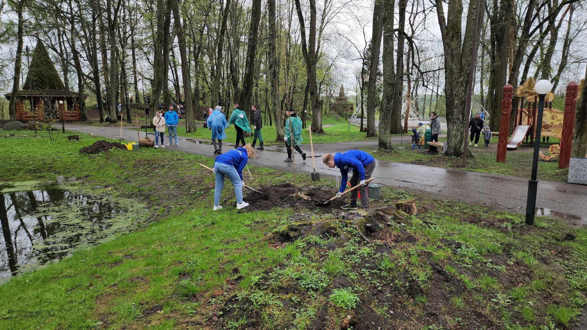 Субботник, общеобластной субботник, день добрых дел, парк городок, Руза, Рузский округ, Московская область,