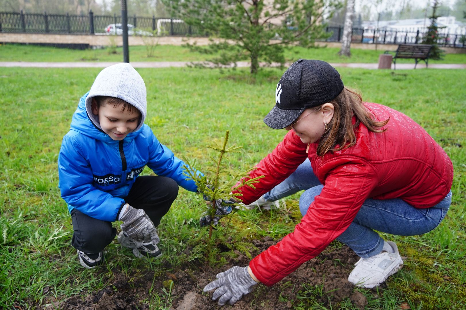 субботник, областной субботник, Рошаль, парк, парк Крестов брод, озеленение,