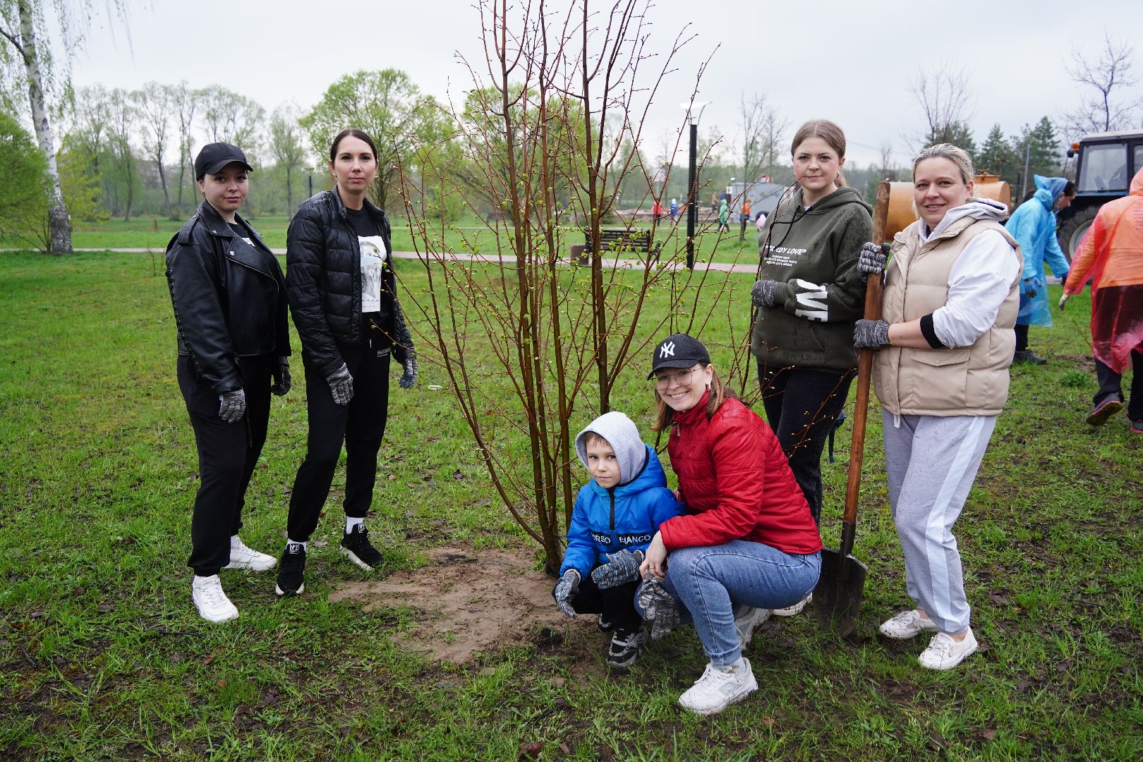 субботник, областной субботник, Рошаль, парк, парк Крестов брод, озеленение,