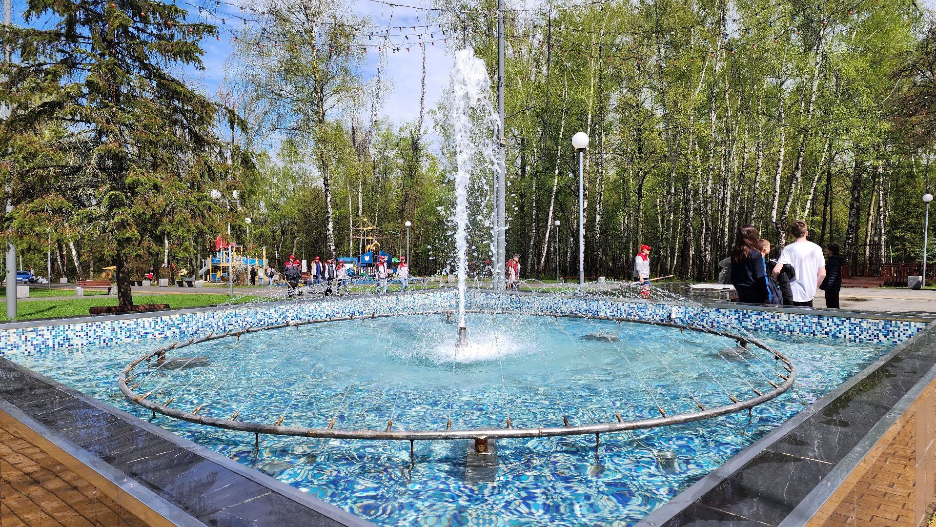 кашира, городской парк, день добрых дел, открытие теплого сезона, фонтан,